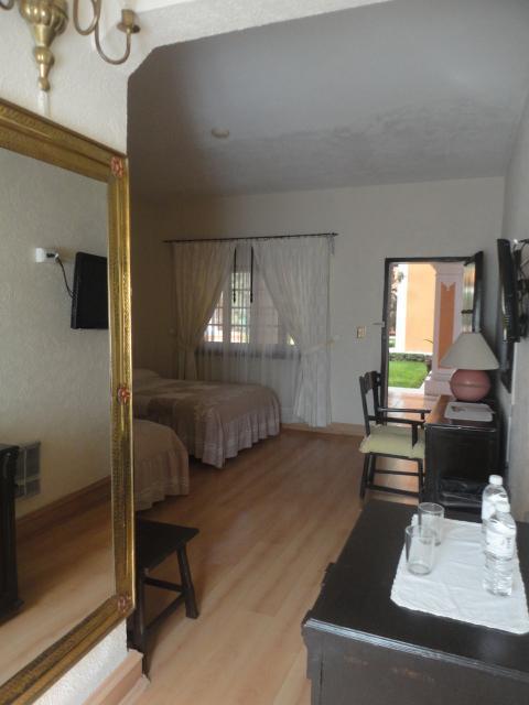 Hotel Royal Spa Zimapan Екстер'єр фото